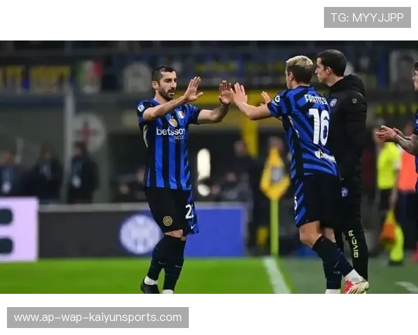 国米的边翼轮转令人防不胜防,姆希塔良完成关键串联 国米的边翼轮转令人防不胜防,姆希塔良完成关键串联