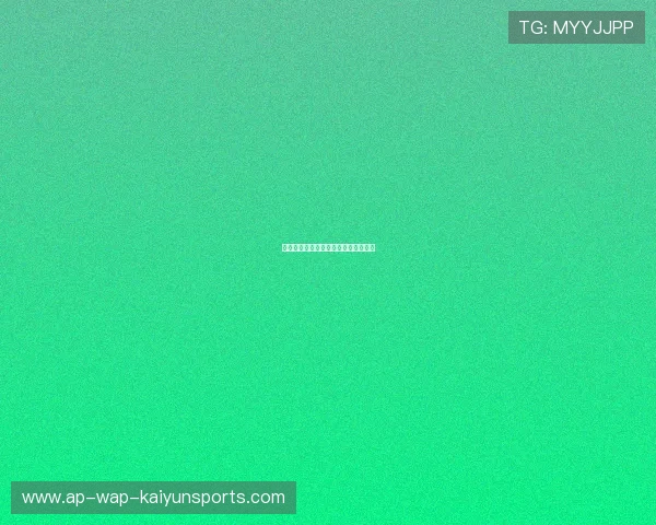 社区太极拳传承班开班仪式在公园举行